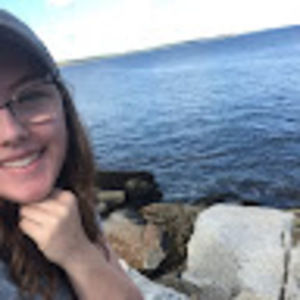 Meet your Posher, Cynthia